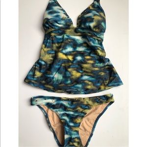 Cyn & Luca 2 piece swimsuit